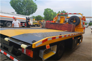 内黄附近拖车电话号码服务